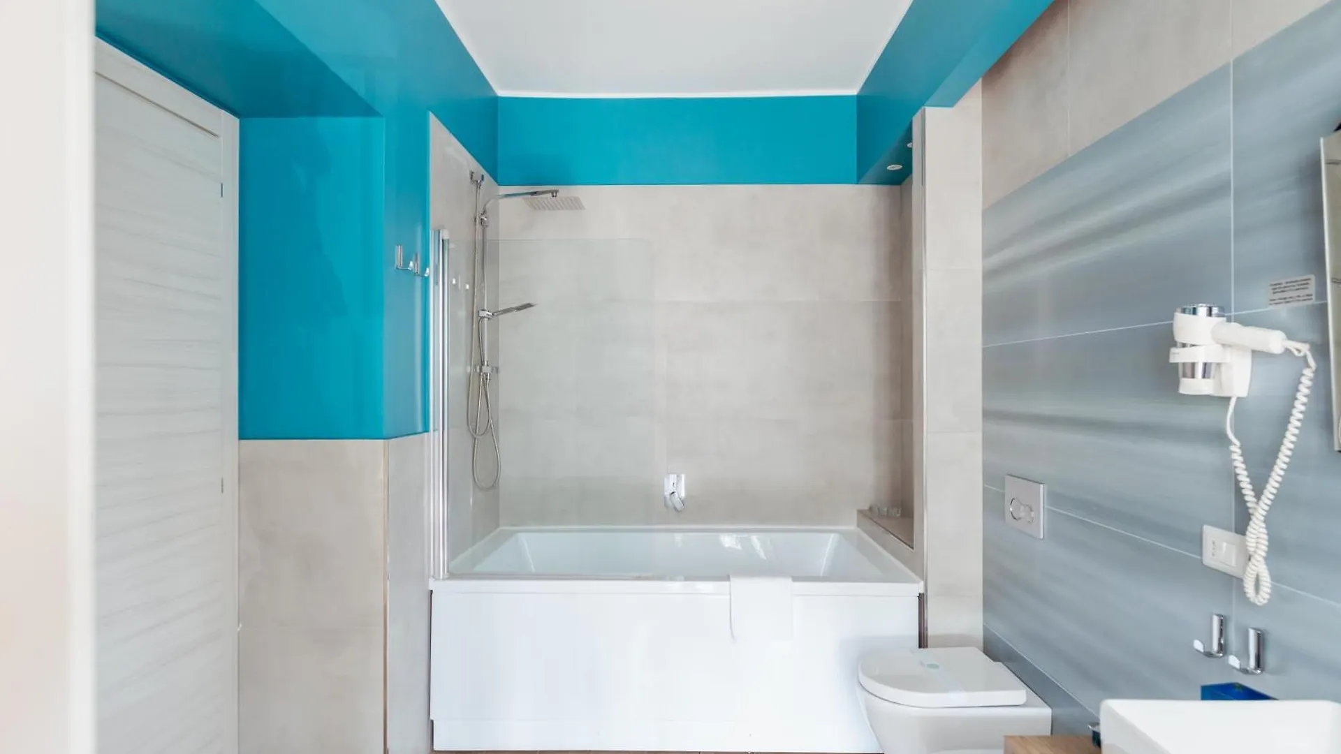 Bed & Breakfast Suite Riviera 84 Naples Italy