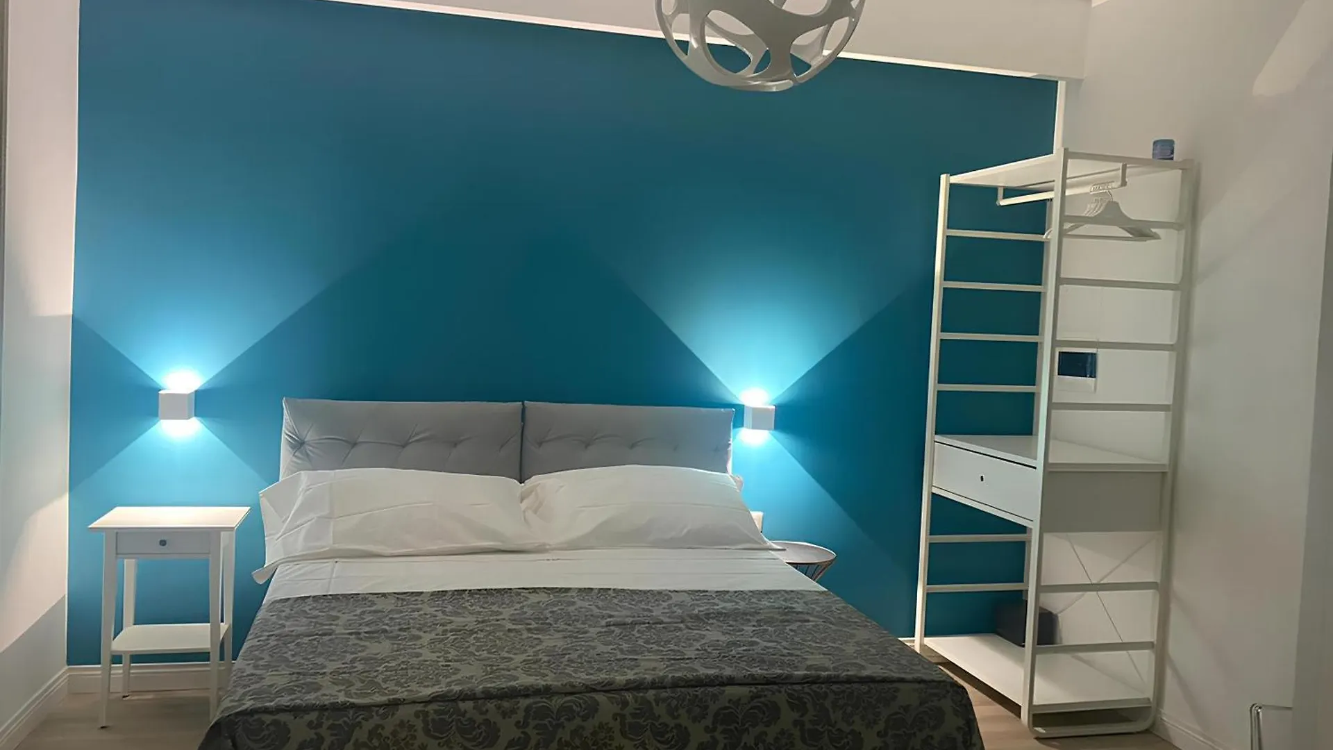 Suite Riviera 84 Naples Italy